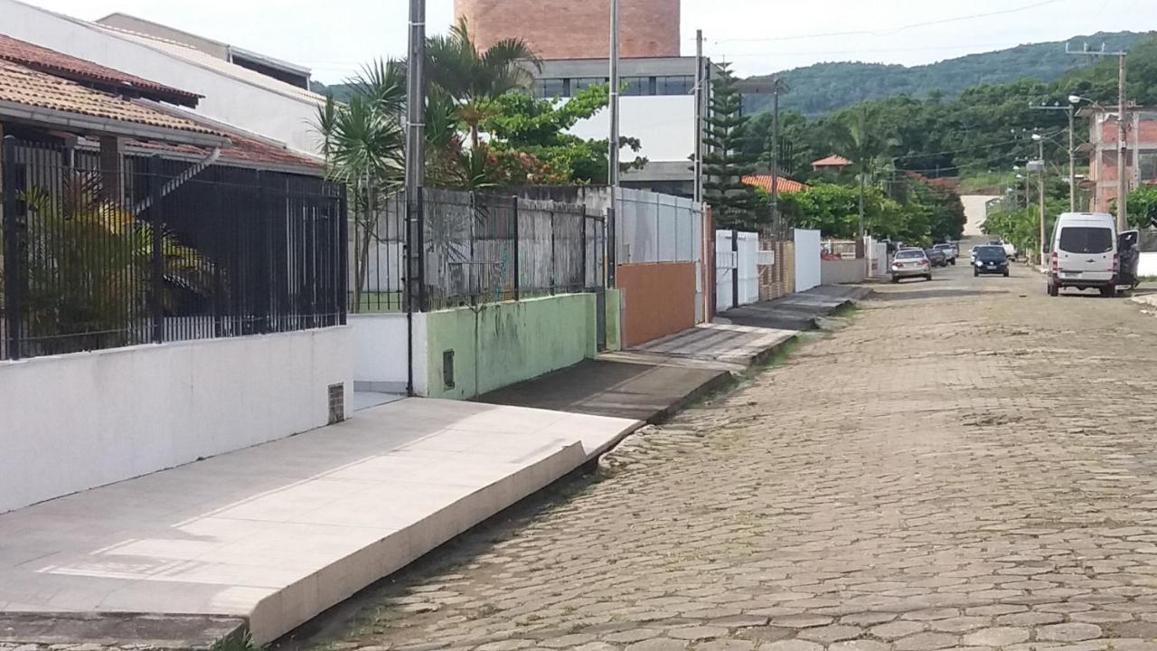 佩尼亚Casa Temporada Beto Carrero别墅 外观 照片